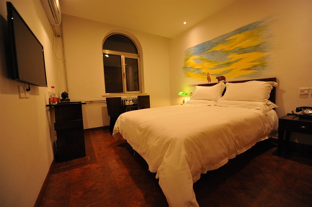 Nostalgia Hotel Beijing Guozijian Ghost Street - Near Beijing Lama Temple, Beihai Park, Jingshan Park, Drum Tower, Houhai Bar Street, Tian'Anmen Square, Located In Beijing Traditional Hutongs, 5 Minutes Away From Beixinqiao Metro Station Екстер'єр фото